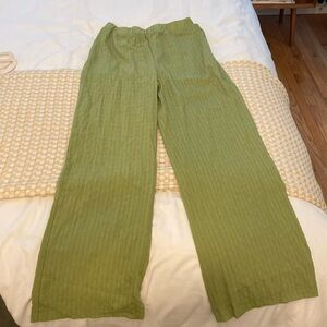 Baggy green pants
